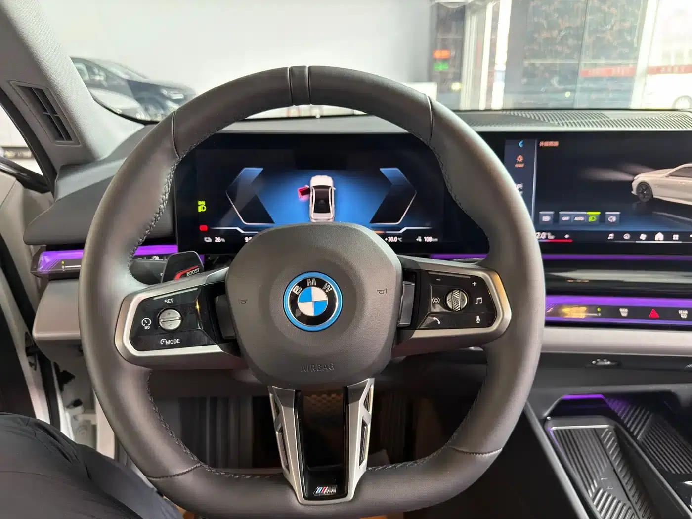 BMW i5 2025 eDrive 35L M Sport Package — миниатюра 17