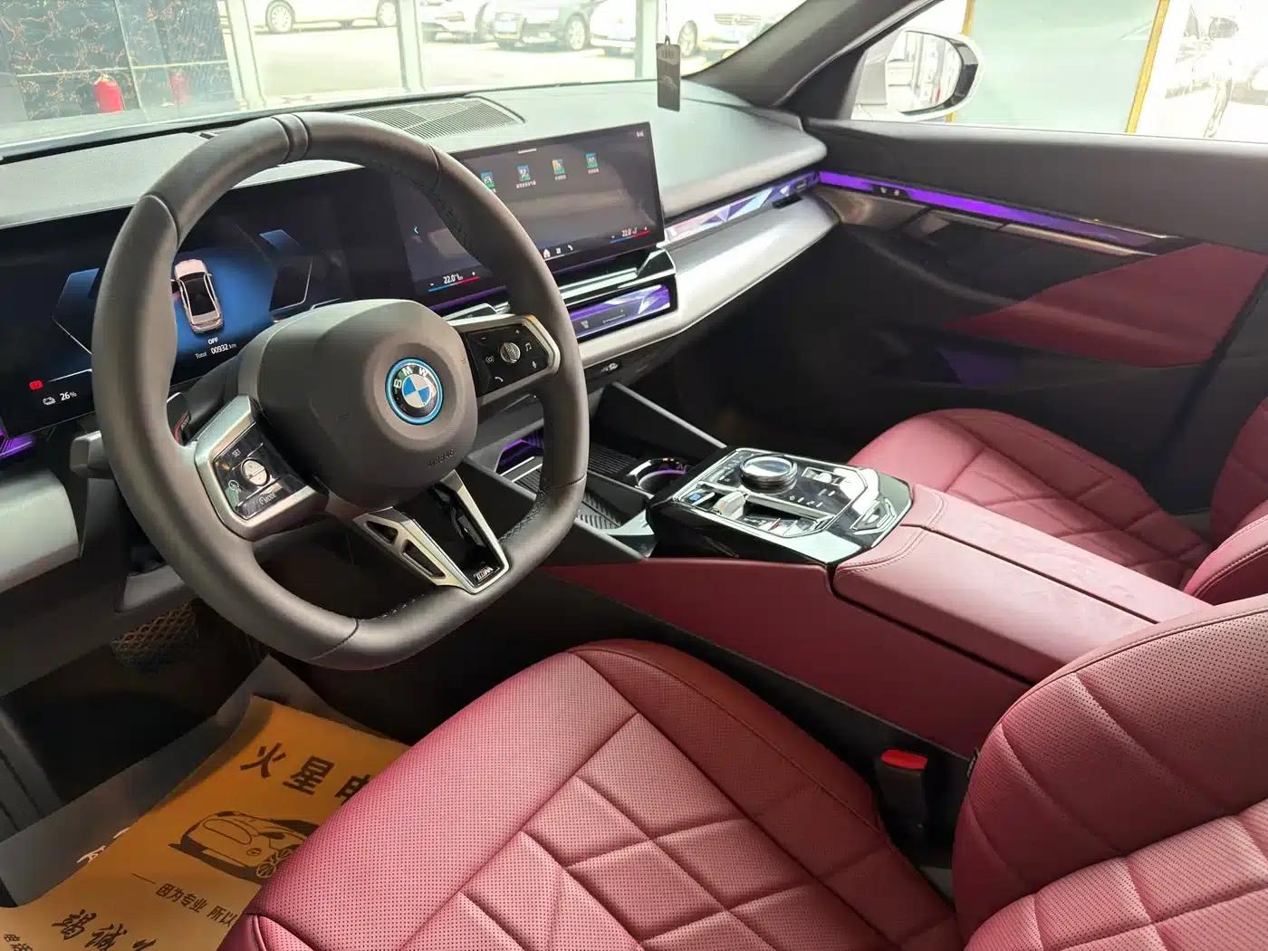 BMW i5 2025 eDrive 35L M Sport Package — миниатюра 5