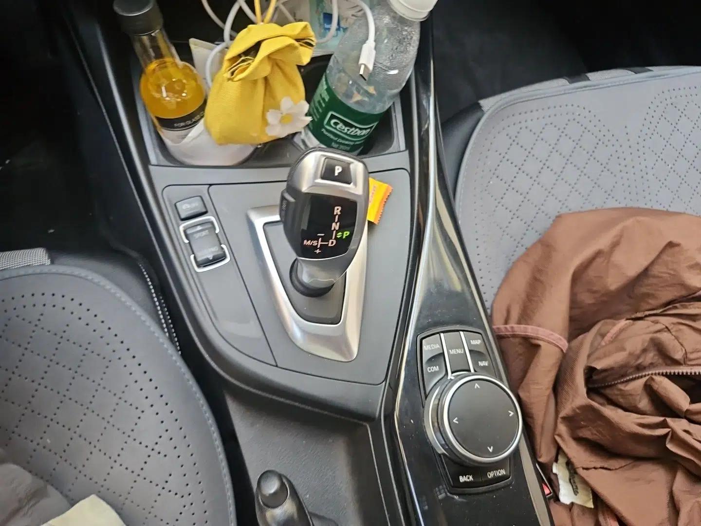 BMW 1 Series 2012 116i Urban Edition — миниатюра 14