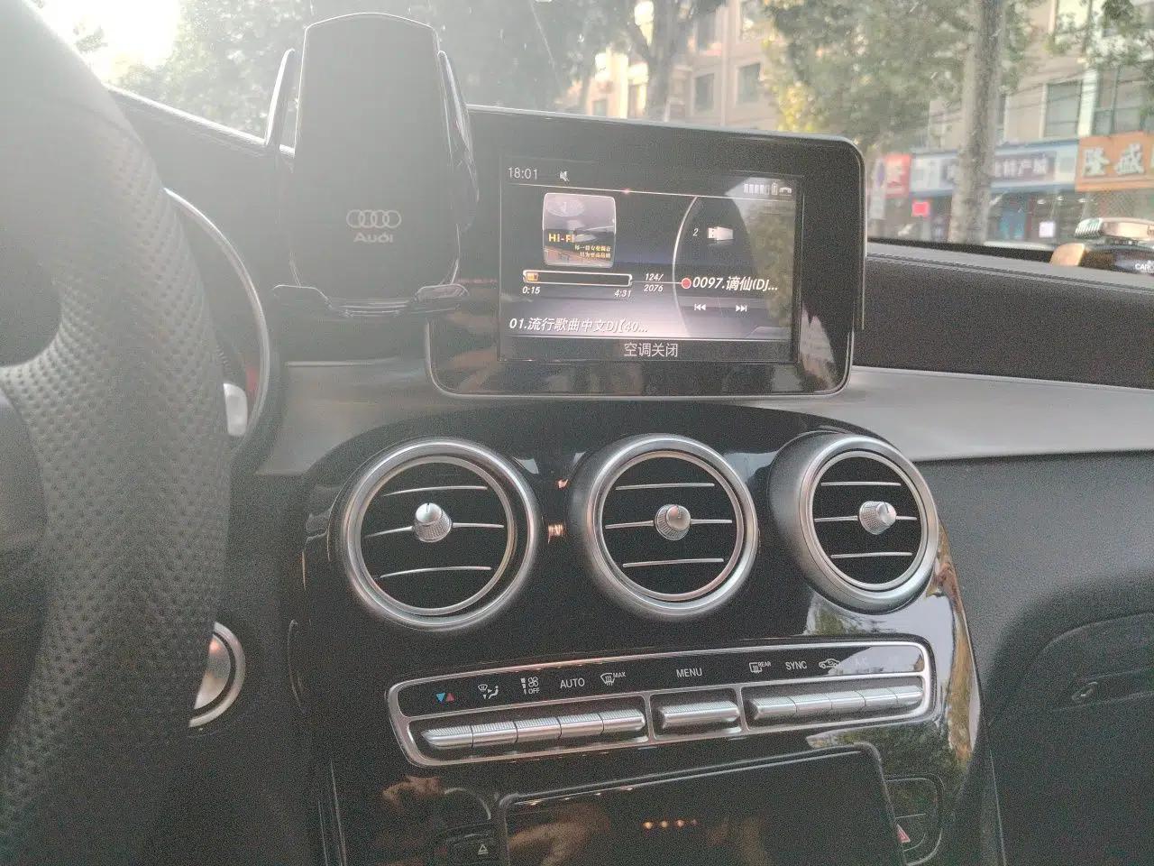 Mercedes-Benz GLC 2019 GLC 200 L 4MATIC — миниатюра 13