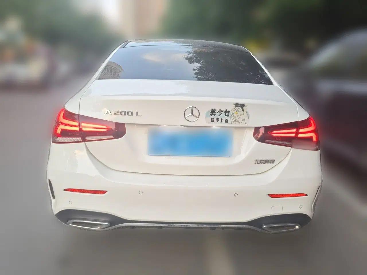 Mercedes-Benz A-Class 2022 A 200 L Sport Sedan Dynamic Model — миниатюра 5