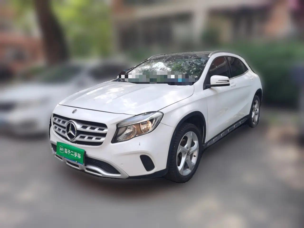 Mercedes-Benz GLA 2017 GLA 200 Sport Edition — миниатюра 1