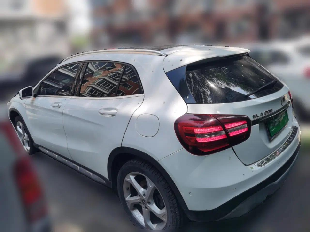 Mercedes-Benz GLA 2017 GLA 200 Sport Edition — миниатюра 4