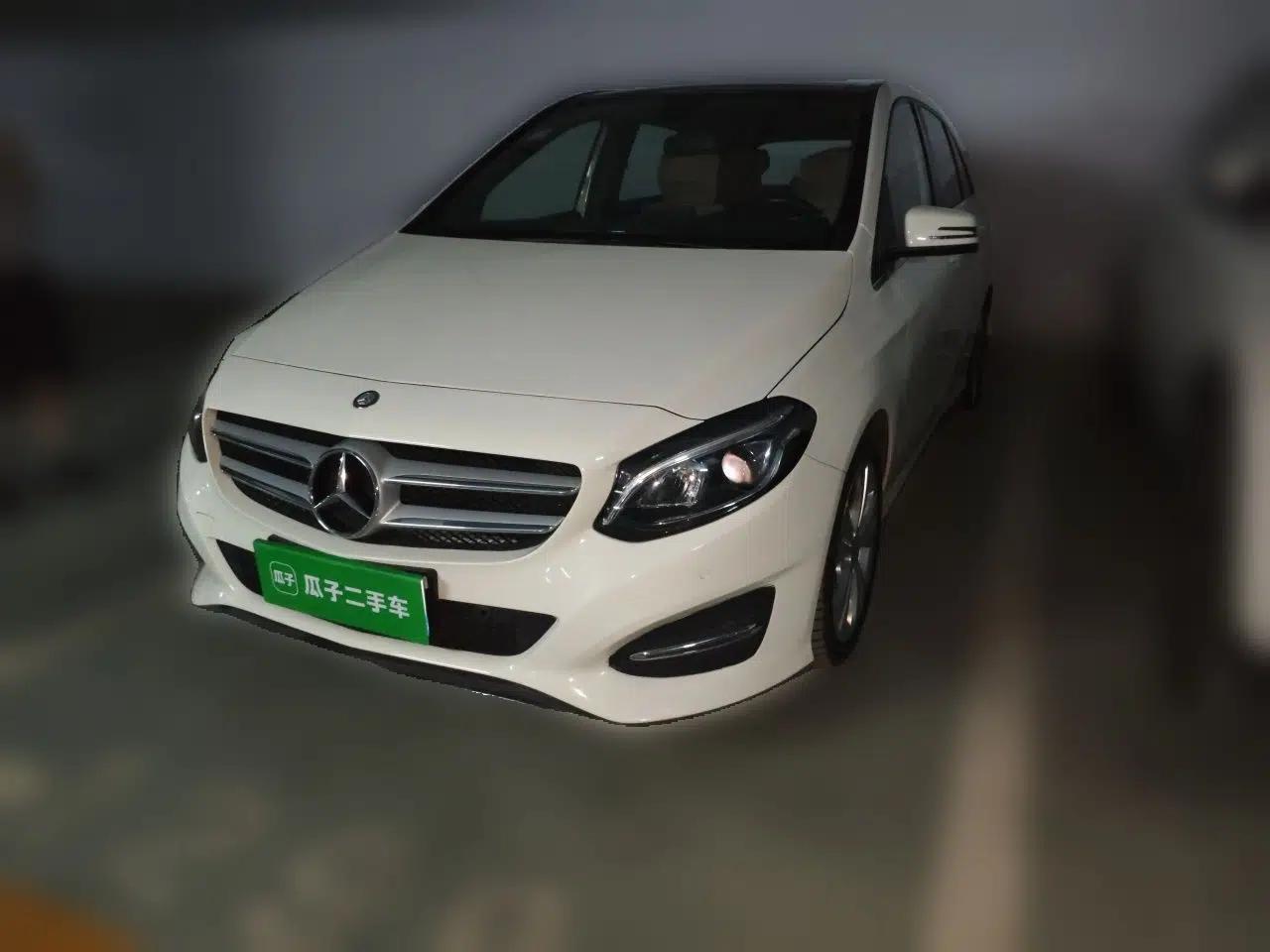 Mercedes-Benz B-Class 2015 B 200 Fashion Model — миниатюра 1