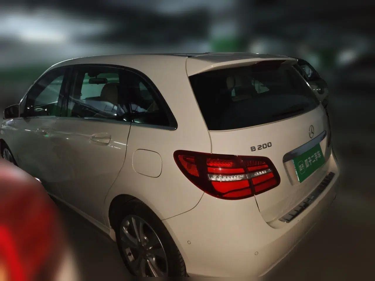 Mercedes-Benz B-Class 2015 B 200 Fashion Model — миниатюра 4