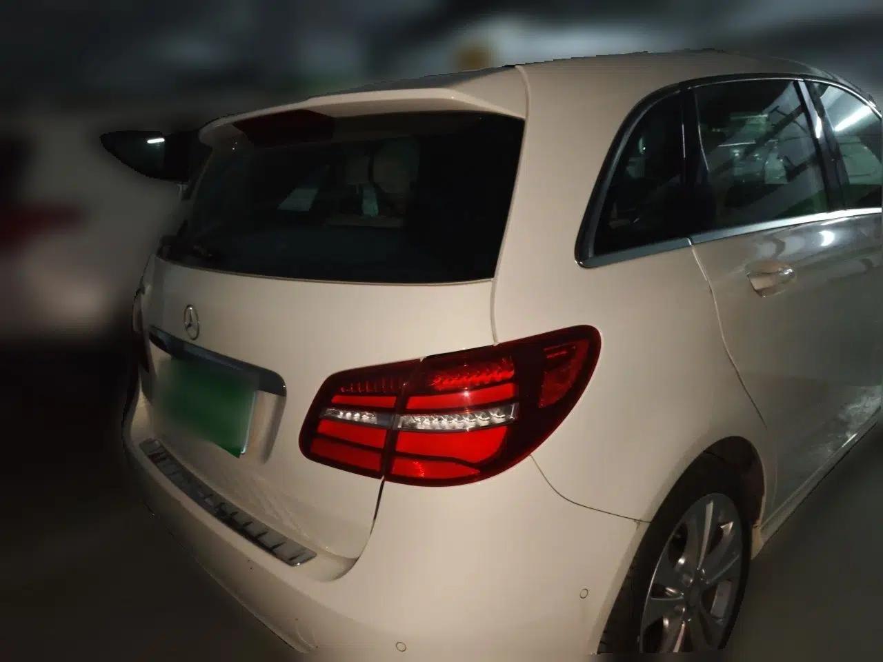 Mercedes-Benz B-Class 2015 B 200 Fashion Model — миниатюра 6