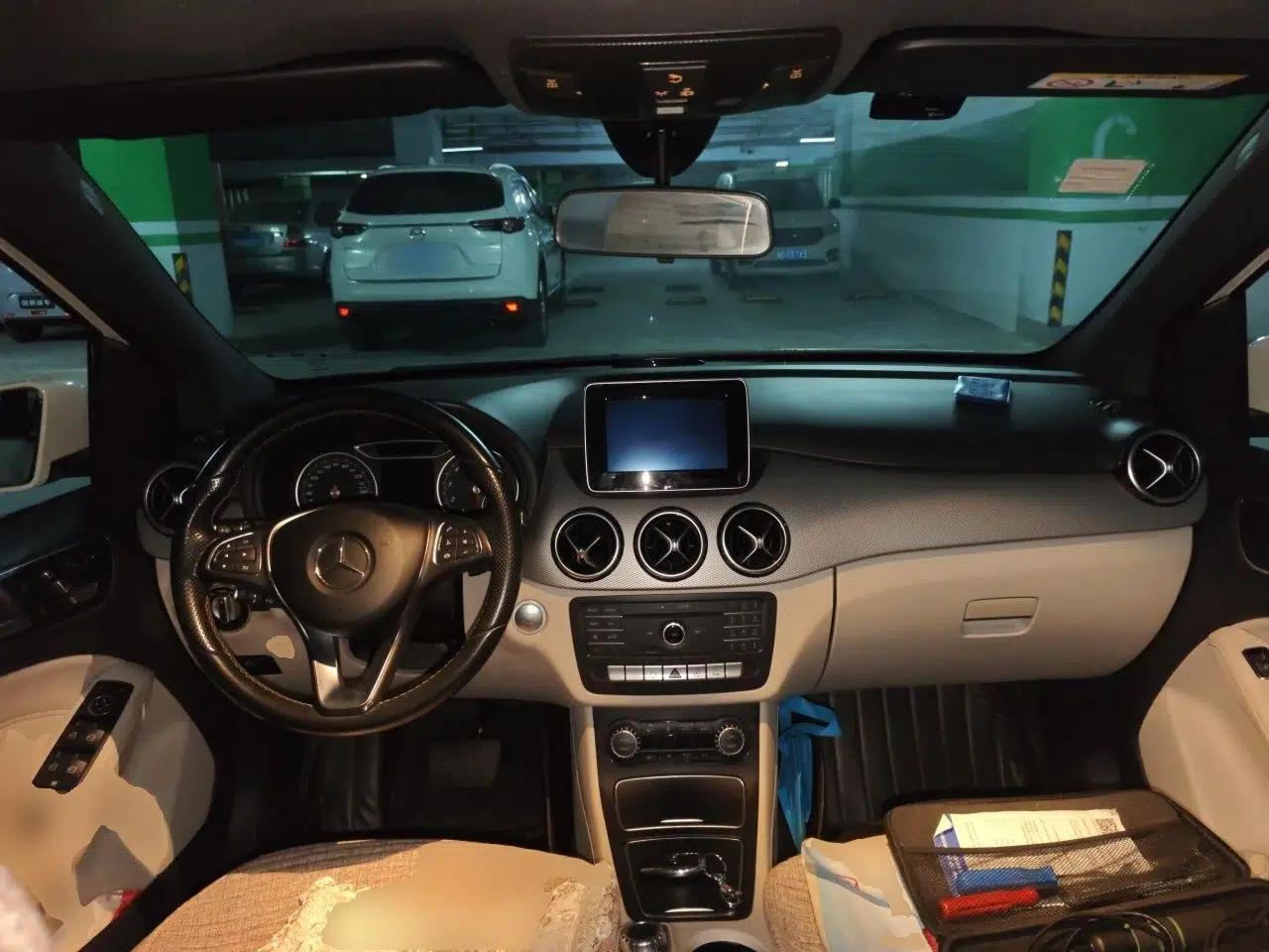 Mercedes-Benz B-Class 2015 B 200 Fashion Model — миниатюра 9