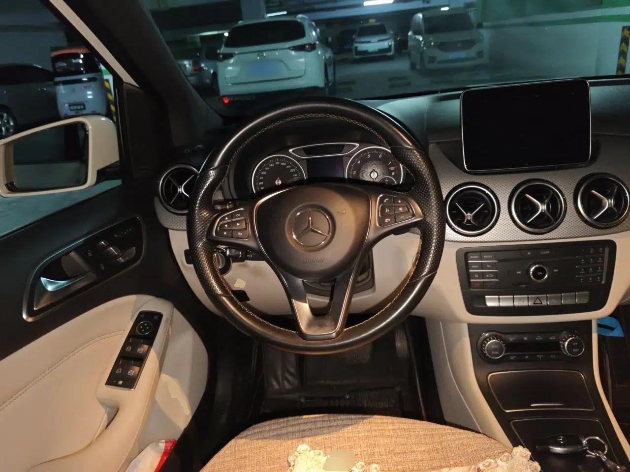 Mercedes-Benz B-Class 2015 B 200 Fashion Model — миниатюра 10