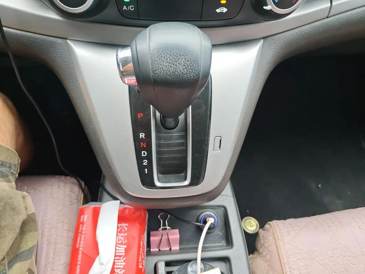 Honda CR-V 2013 2.0L 2WD Classic Edition — миниатюра 14