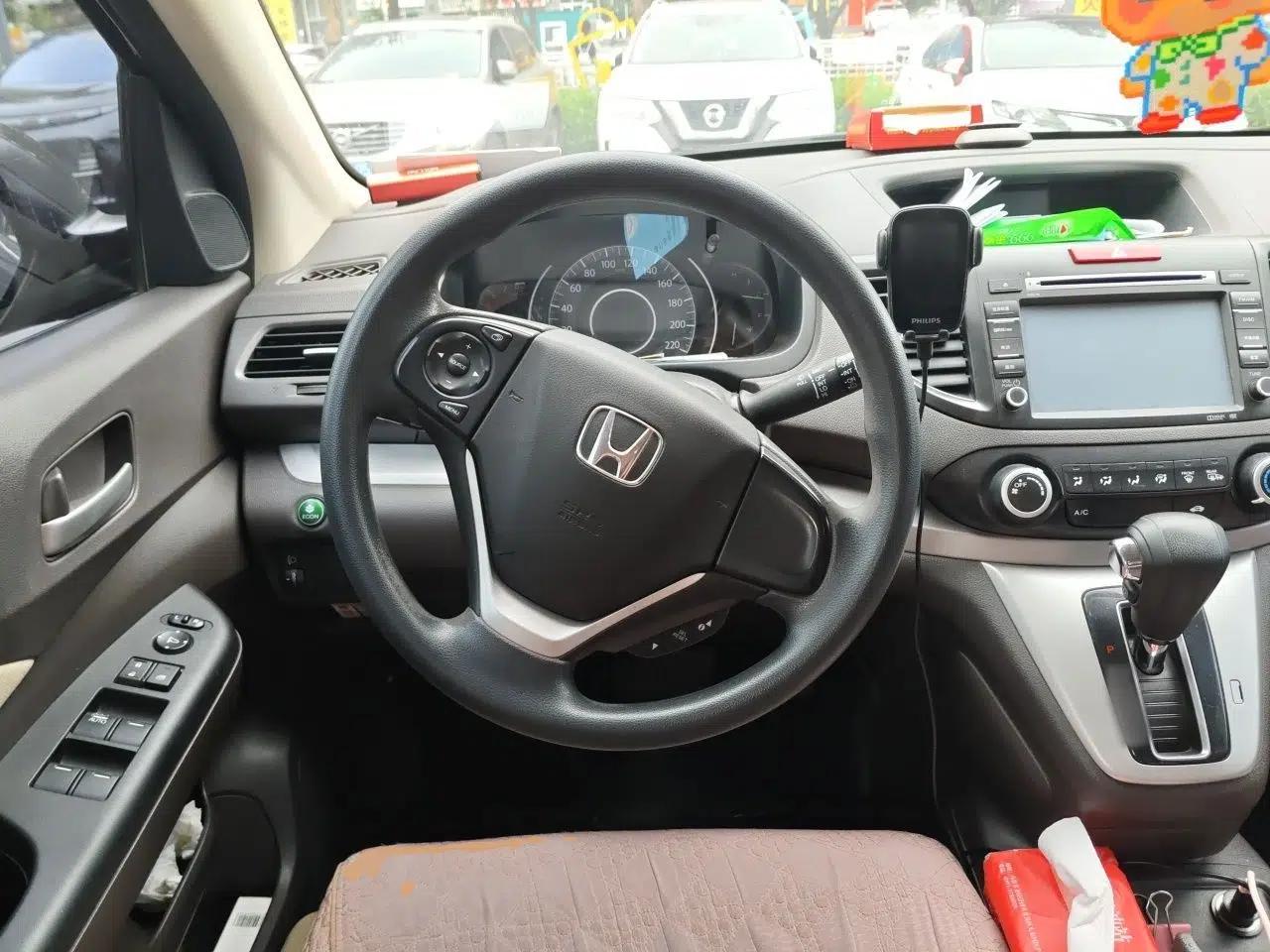 Honda CR-V 2013 2.0L 2WD Classic Edition — миниатюра 10