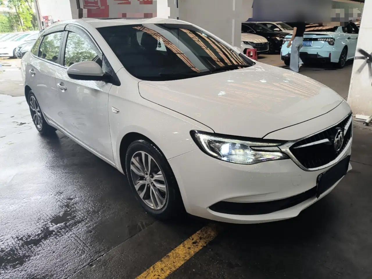 Buick GT 2018 18T Automatic Elite Model — миниатюра 3