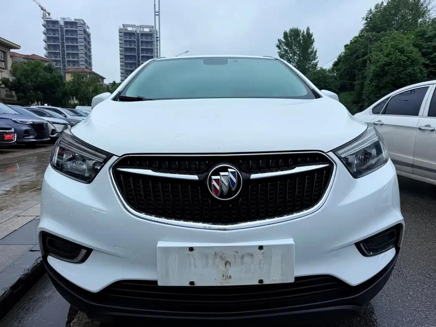 2017 Buick Encore 18T Automatic 2WD Urban Fashion Model — миниатюра 2