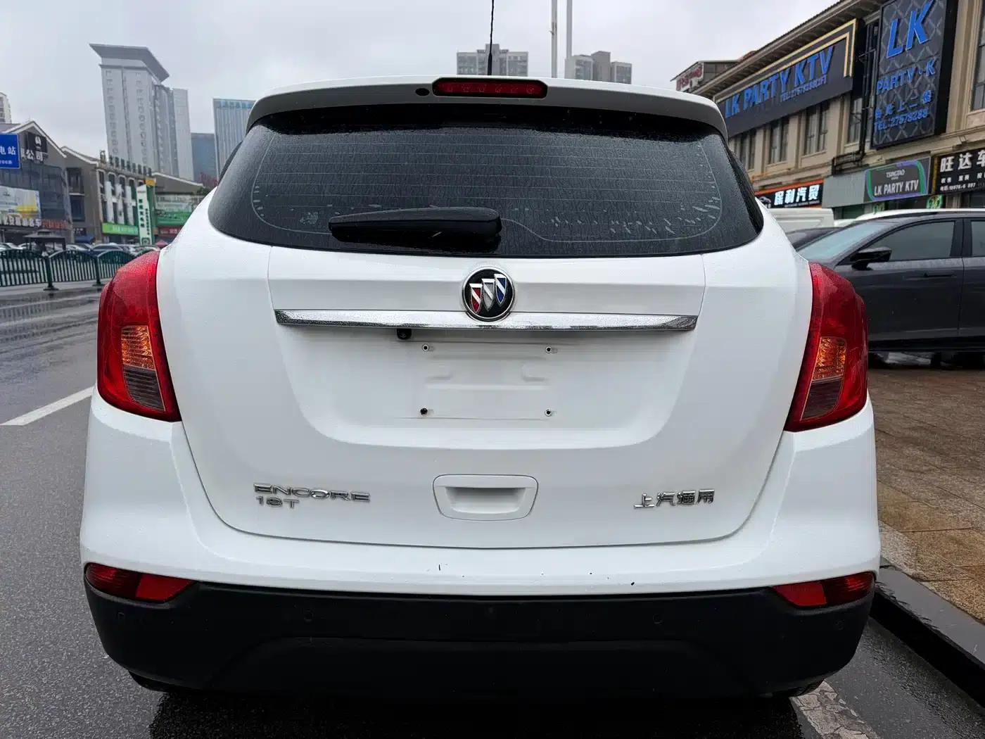 2017 Buick Encore 18T Automatic 2WD Urban Fashion Model — миниатюра 5