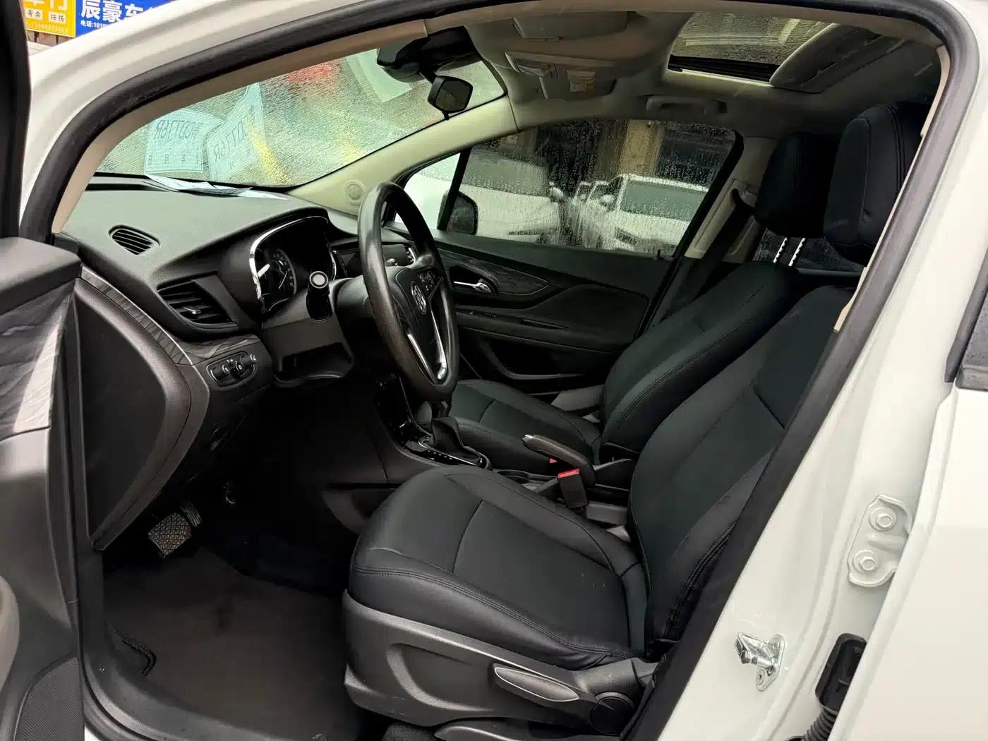 2017 Buick Encore 18T Automatic 2WD Urban Fashion Model — миниатюра 7