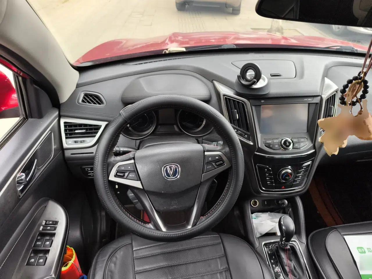 CHANGAN CS35 2017 1.6L Automatic Luxury Model — миниатюра 10