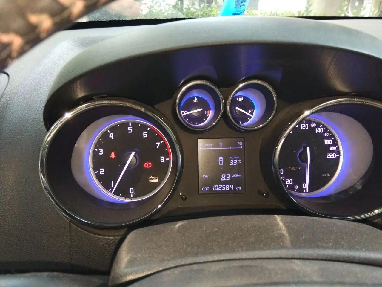 CHANGAN CS35 2016 1.6L Manual Luxury Model China IV — миниатюра 11