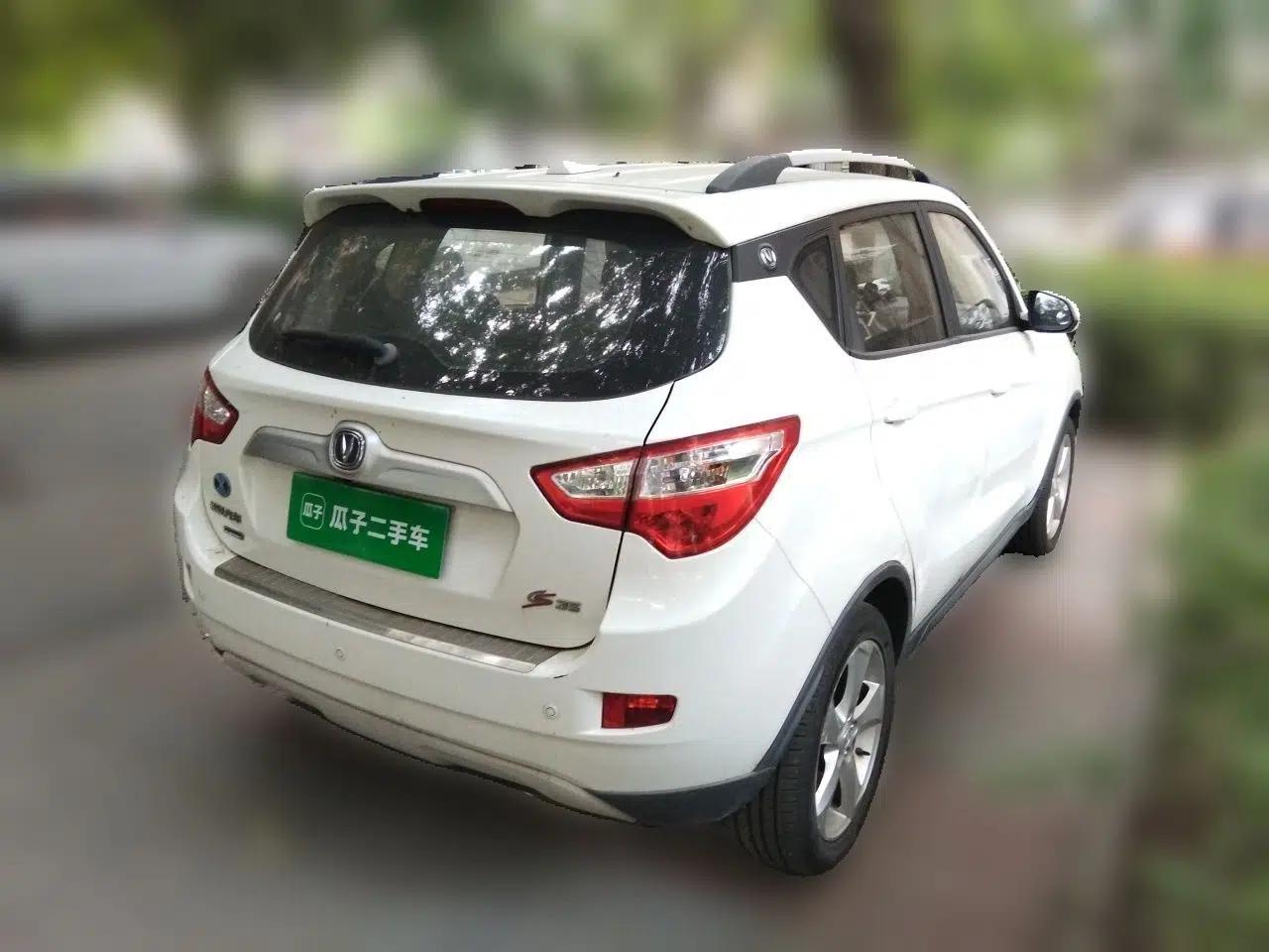 CHANGAN CS35 2016 1.6L Manual Luxury Model China IV — миниатюра 6