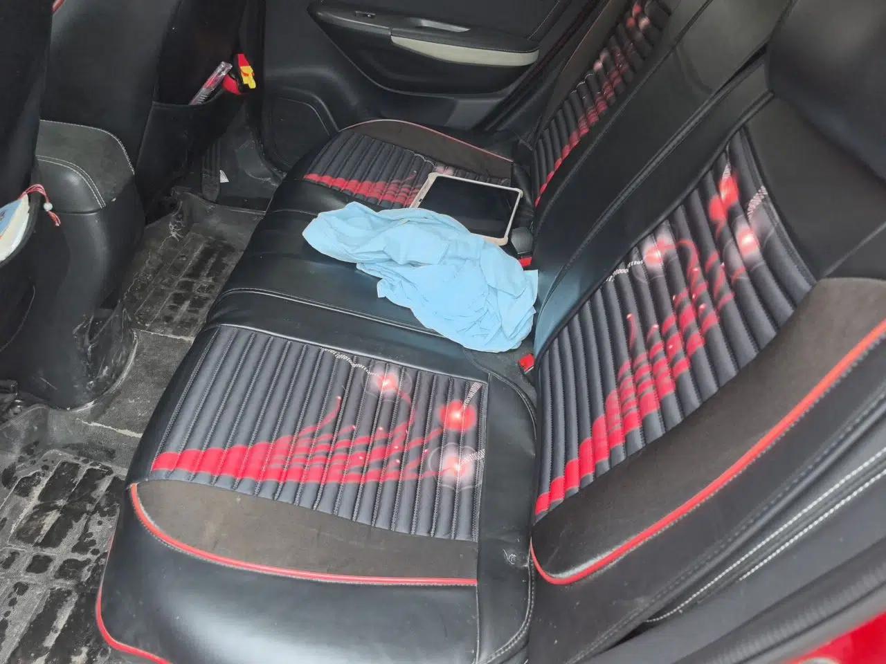 CHANGAN CS35 2017 1.6L Automatic Luxury Model — миниатюра 17