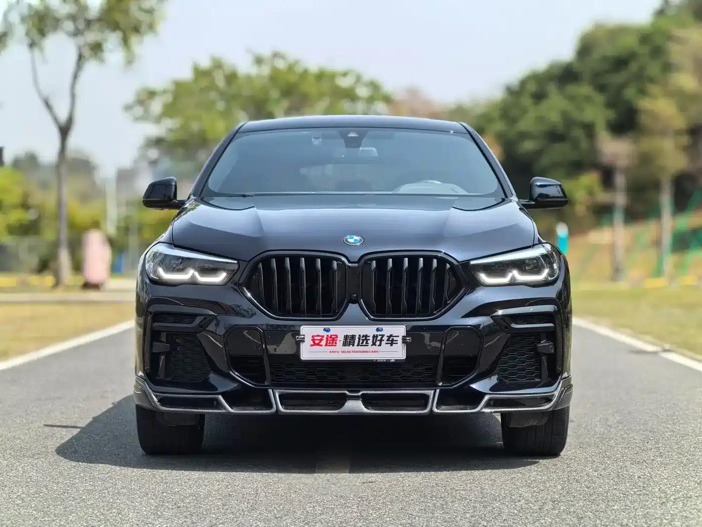 2022 BMW X6 xDrive30i M Sport Package — миниатюра 2