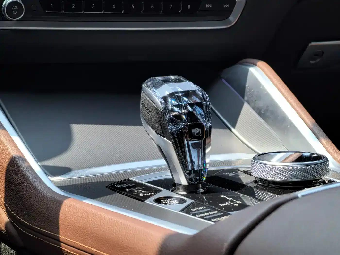 2022 BMW X6 xDrive30i M Sport Package — миниатюра 14