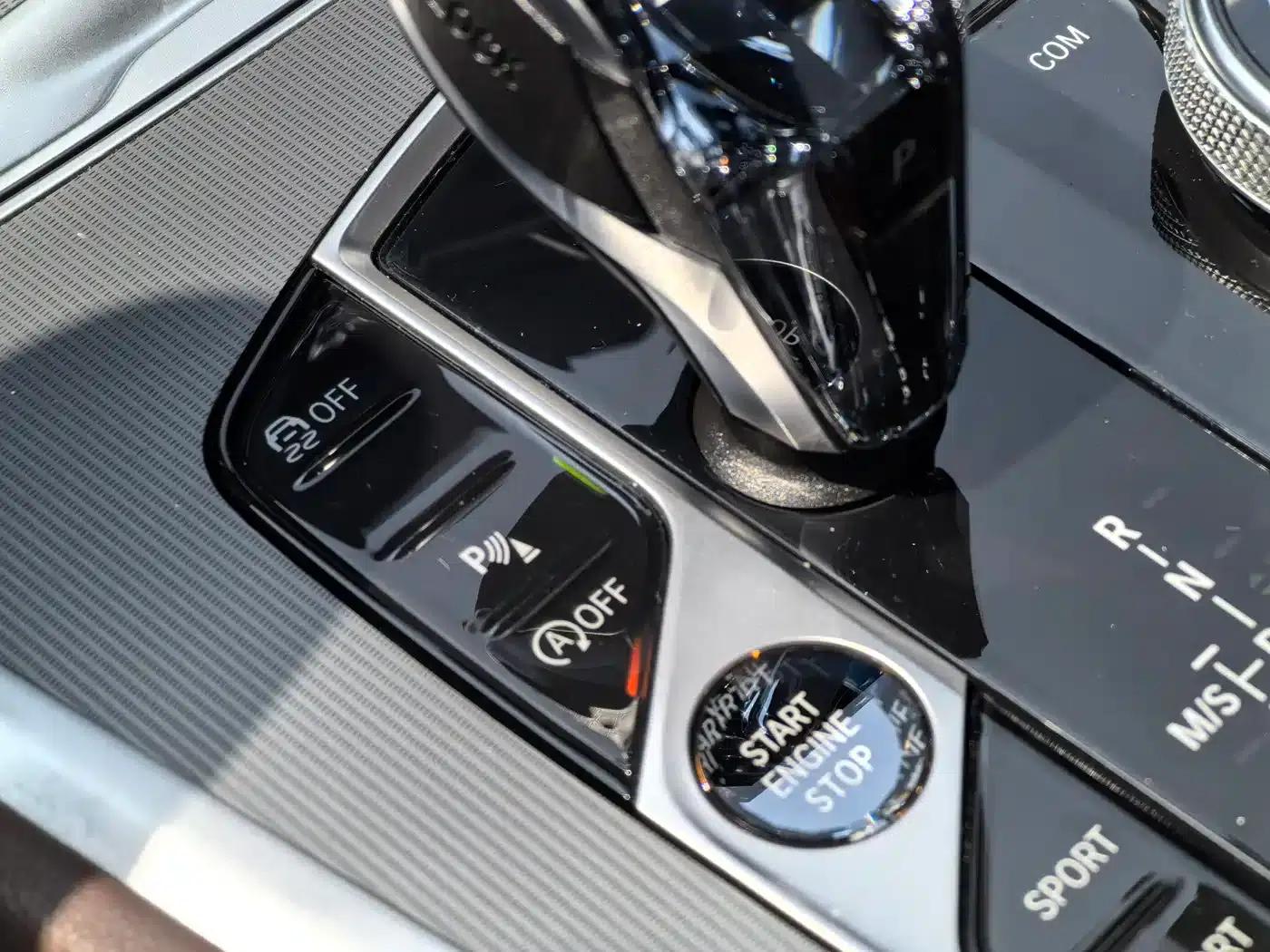 2022 BMW X6 xDrive30i M Sport Package — миниатюра 15