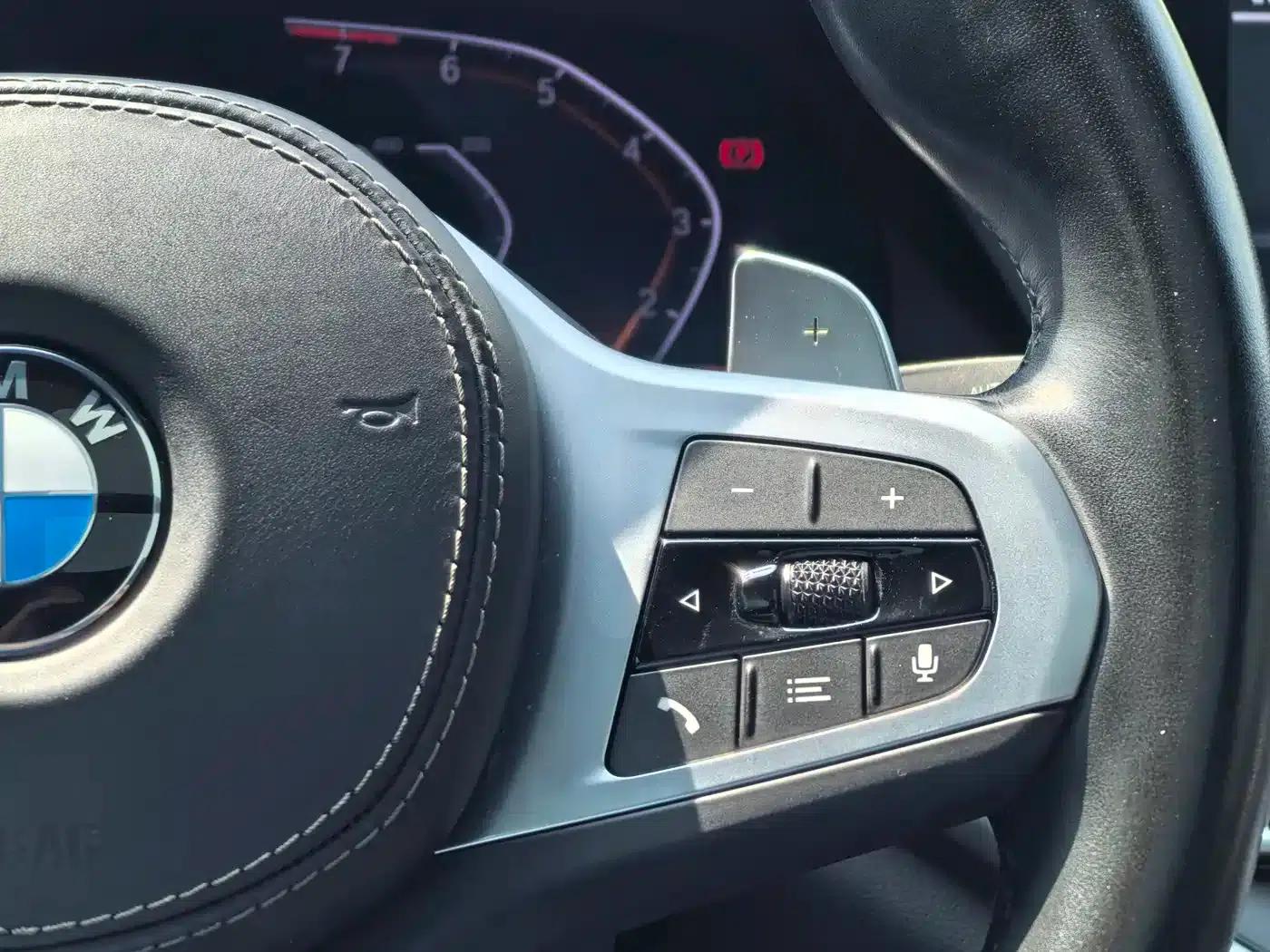 2022 BMW X6 xDrive30i M Sport Package — миниатюра 20