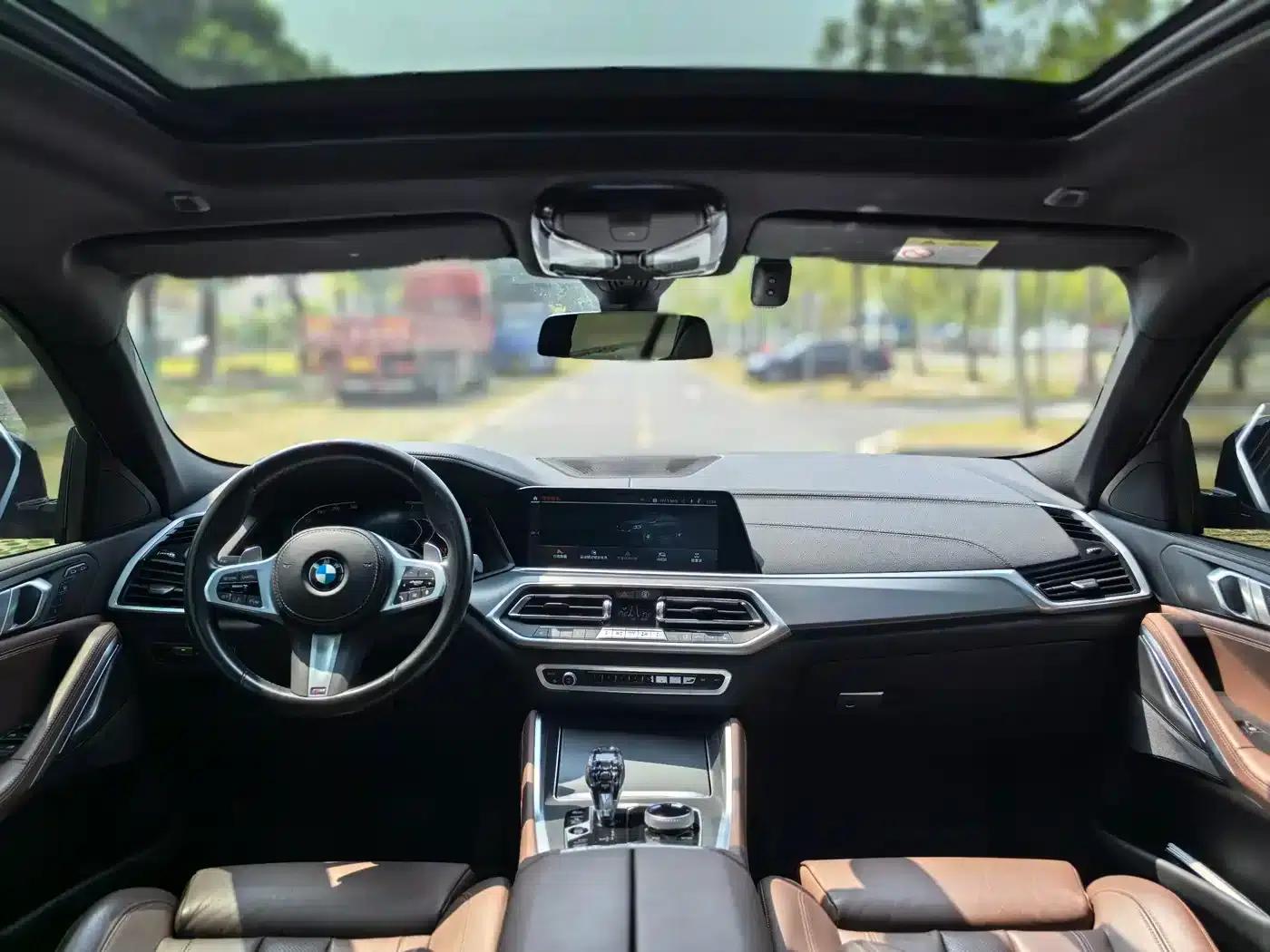 2022 BMW X6 xDrive30i M Sport Package — миниатюра 9