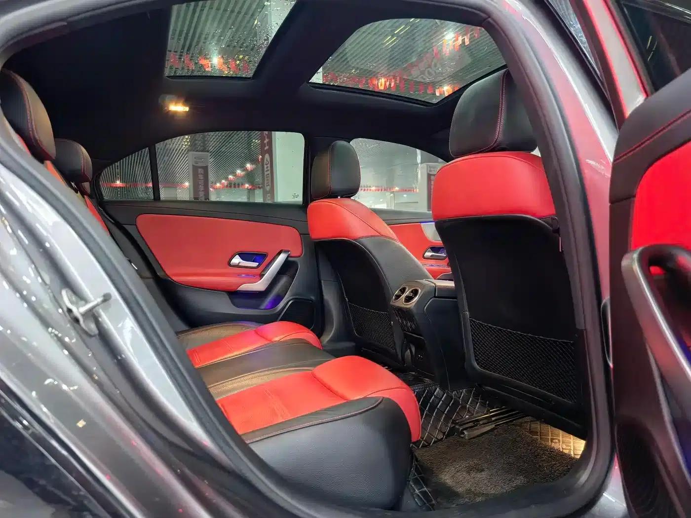 2020 Mercedes-Benz A-Class AMG A 35 L 4MATIC — миниатюра 17