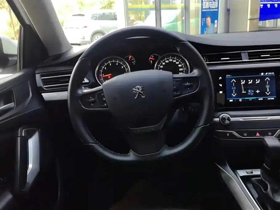 Peugeot 408 2020 360THP 10th Anniversary Edition — миниатюра 15