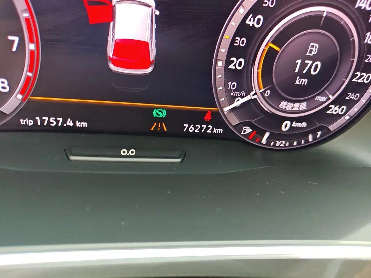 Volkswagen Tiguan 2018 330TSI All-Wheel-Drive Innovation Model — миниатюра 12