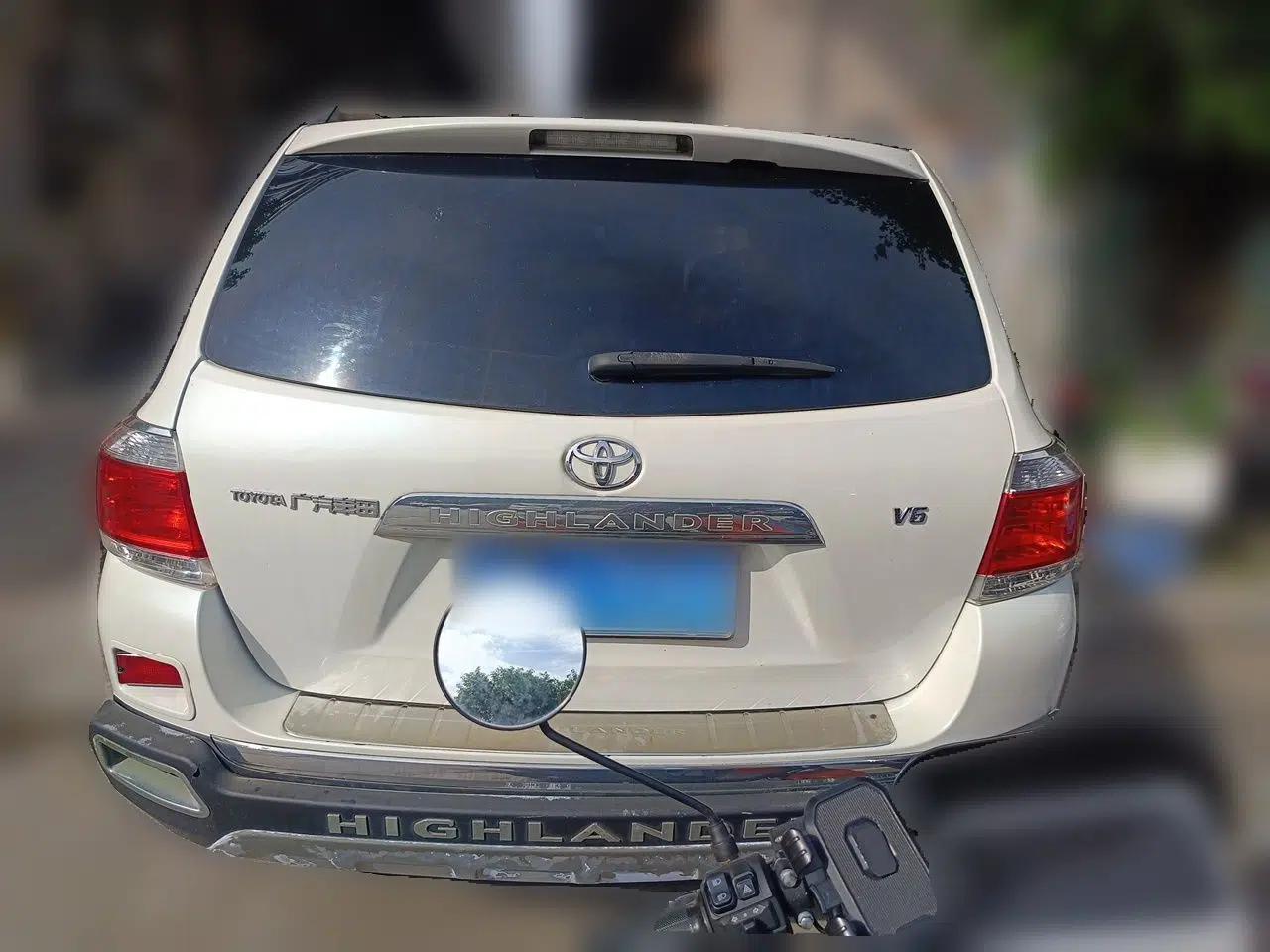 Toyota Highlander 2012 2.7L 2WD 5-Seater Elite Edition — миниатюра 5