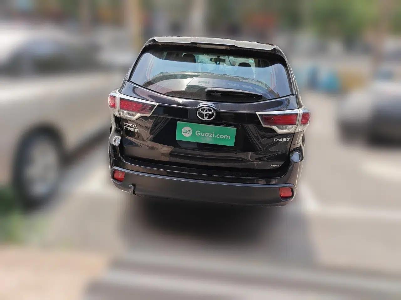 Toyota Highlander 2015 2.0T Four-Wheel Drive Elite Edition 7-Seater — миниатюра 5