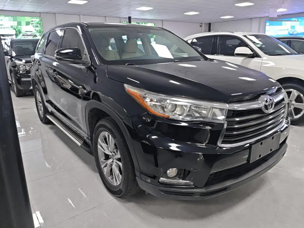 Toyota Highlander 2017 2.0T Four-Wheel Drive Elite Edition 7-Seater — миниатюра 3