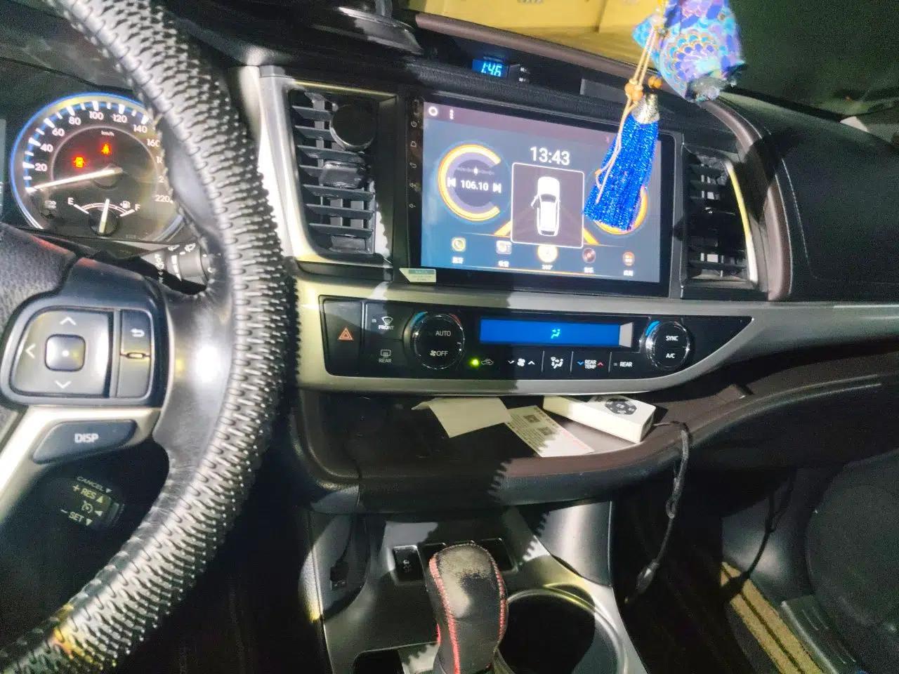 Toyota Highlander 2015 2.0T Two-Wheel Drive Luxury Edition 7 Seats — миниатюра 13