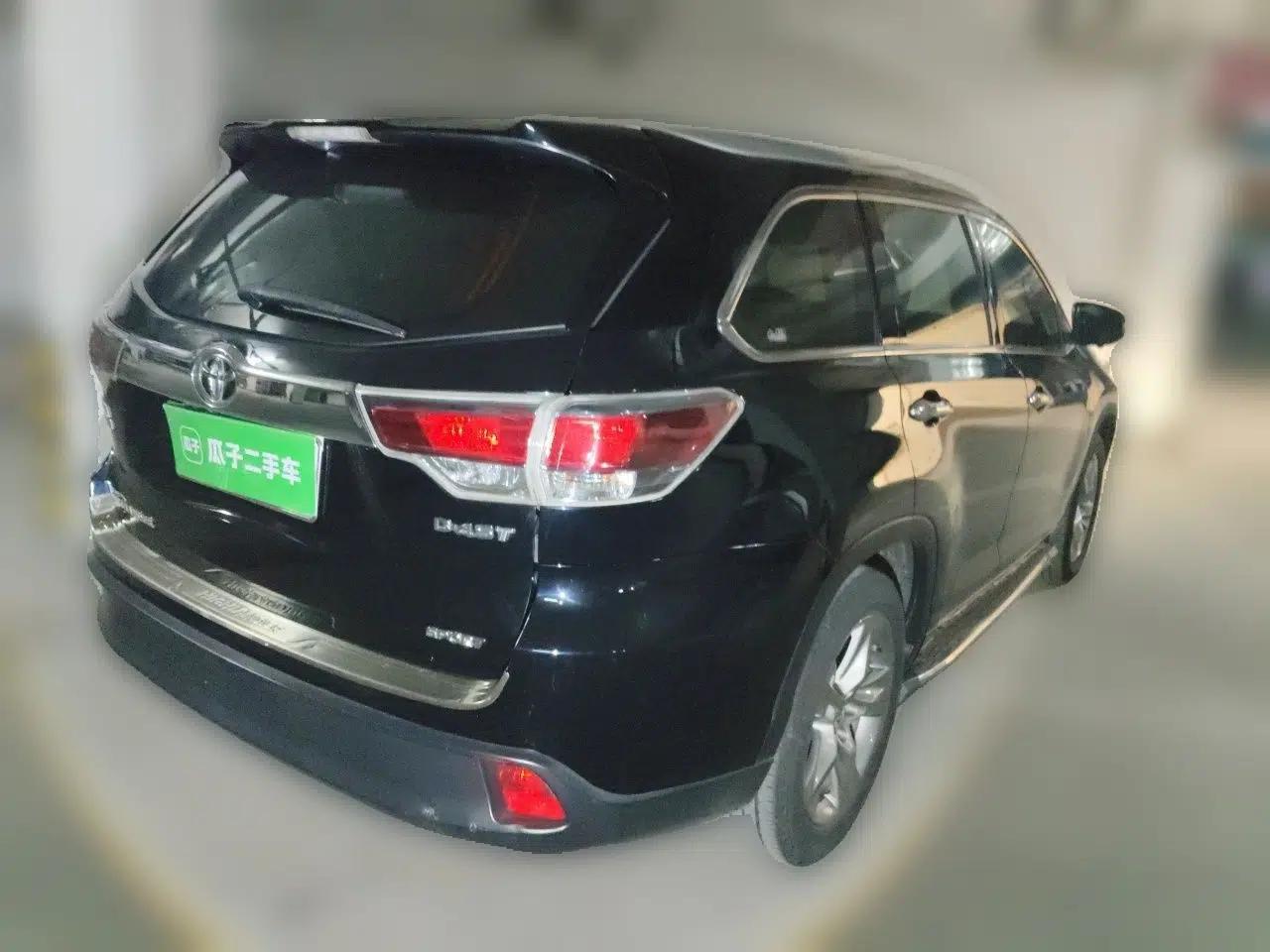 Toyota Highlander 2015 2.0T Two-Wheel Drive Luxury Edition 7 Seats — миниатюра 6