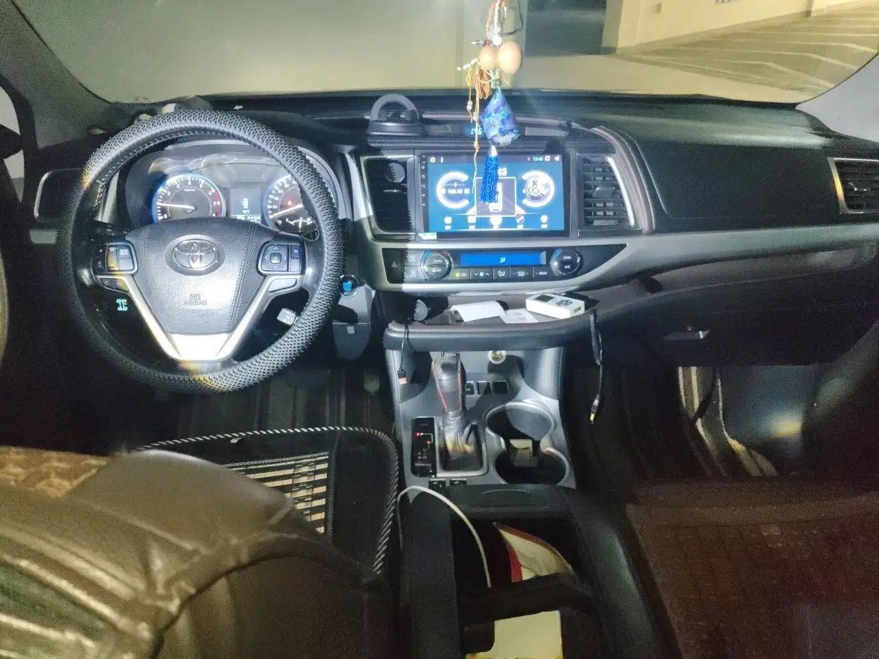 Toyota Highlander 2015 2.0T Two-Wheel Drive Luxury Edition 7 Seats — миниатюра 9