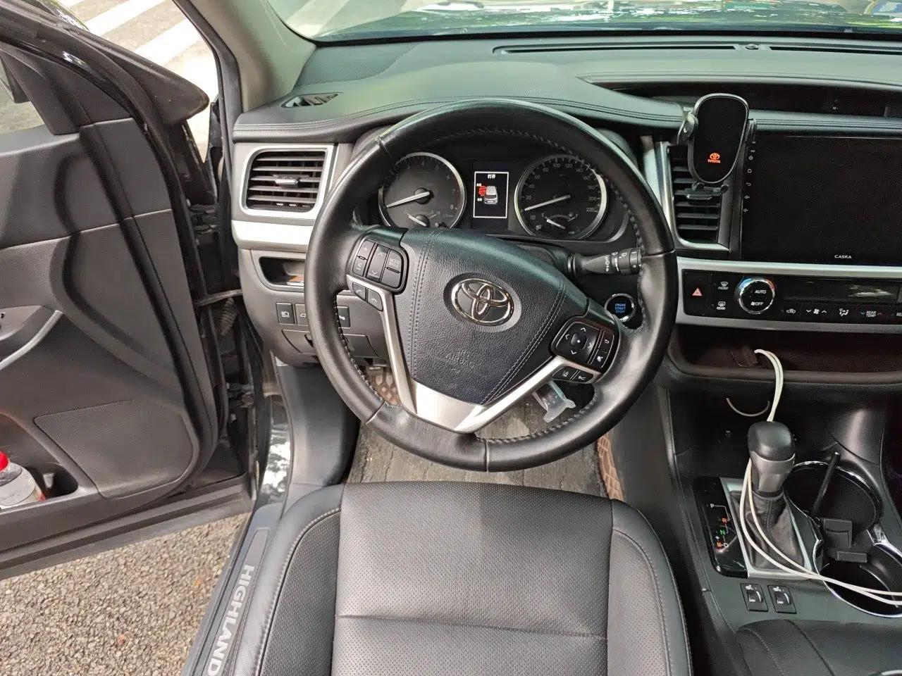 Toyota Highlander 2021 2.0T Four-Wheel Drive Prestige Version 7 Seats — миниатюра 10