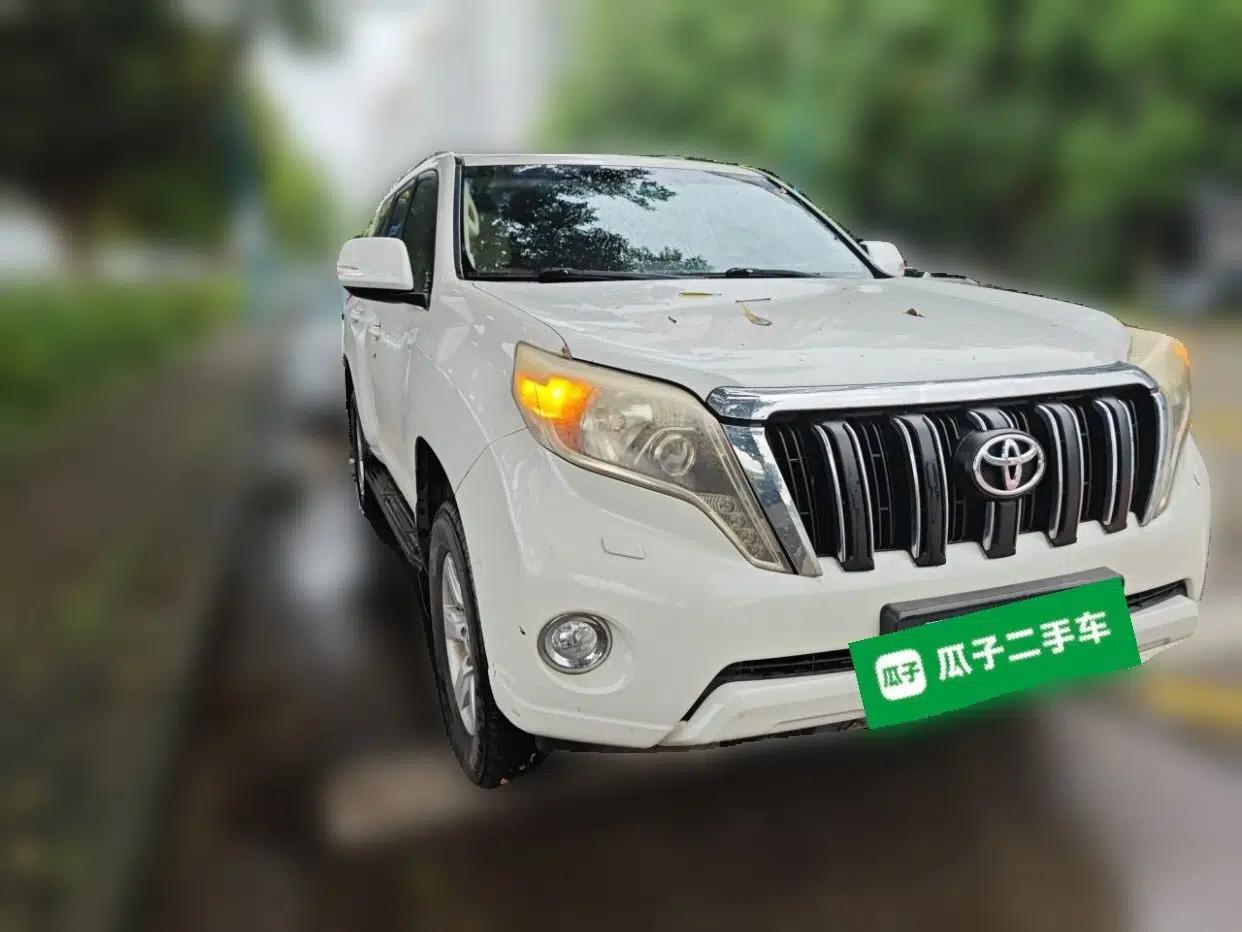 Toyota Prado 2014 2.7L Automatic Luxury Edition — миниатюра 3