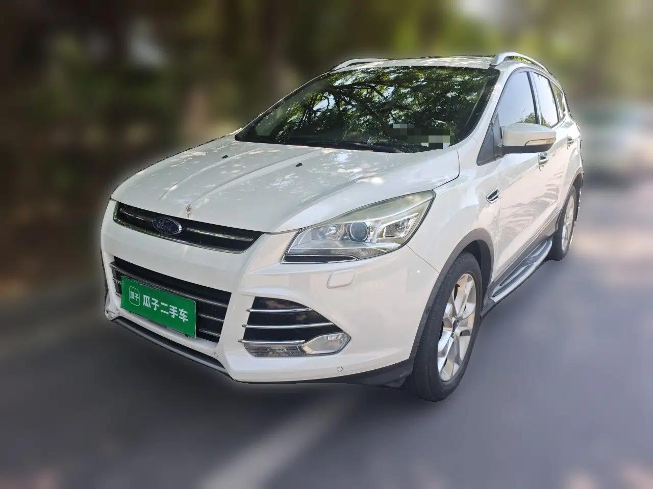 Ford Kuga 2015 2.0L GTDi Four-Wheel-Drive Sport Model — миниатюра 1