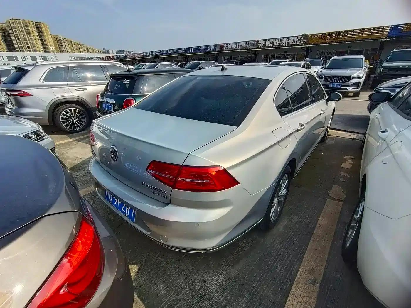 2019 Volkswagen Magotan 330TSI DSG Luxury Edition (China VI Emission Standard) — миниатюра 14