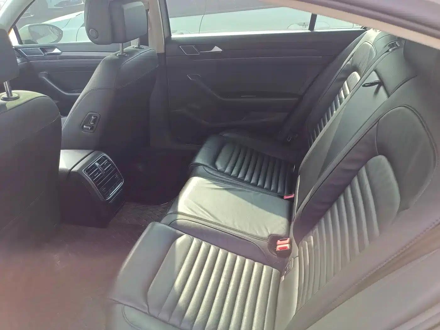 2019 Volkswagen Magotan 330TSI DSG Luxury Edition (China VI Emission Standard) — миниатюра 5