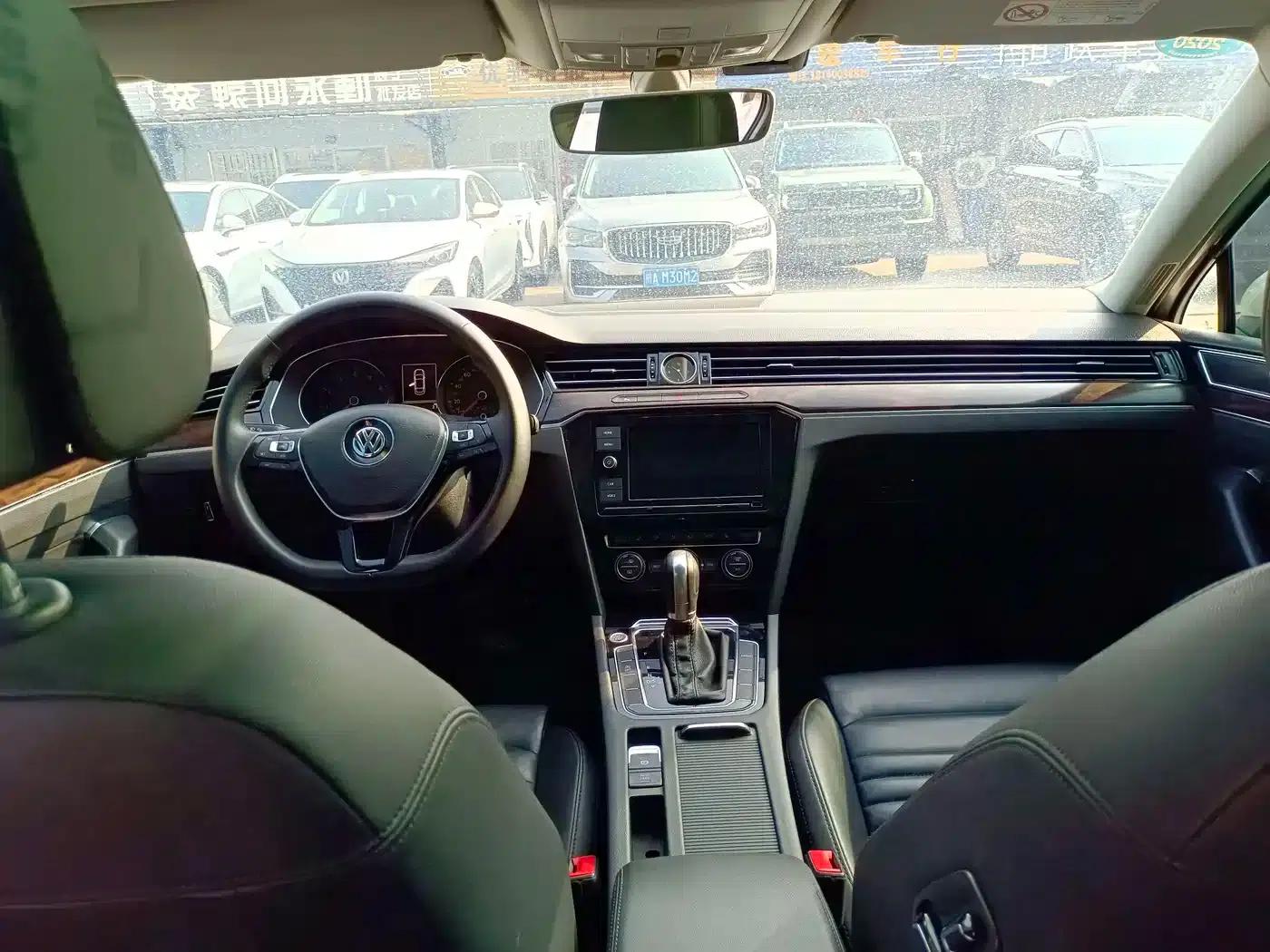 2019 Volkswagen Magotan 330TSI DSG Luxury Edition (China VI Emission Standard) — миниатюра 7