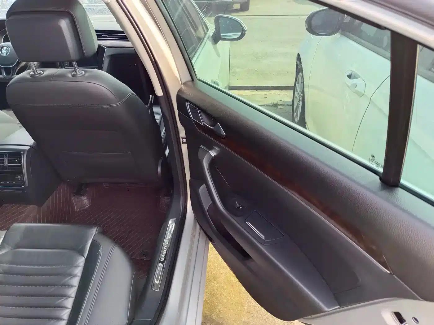 2019 Volkswagen Magotan 330TSI DSG Luxury Edition (China VI Emission Standard) — миниатюра 8