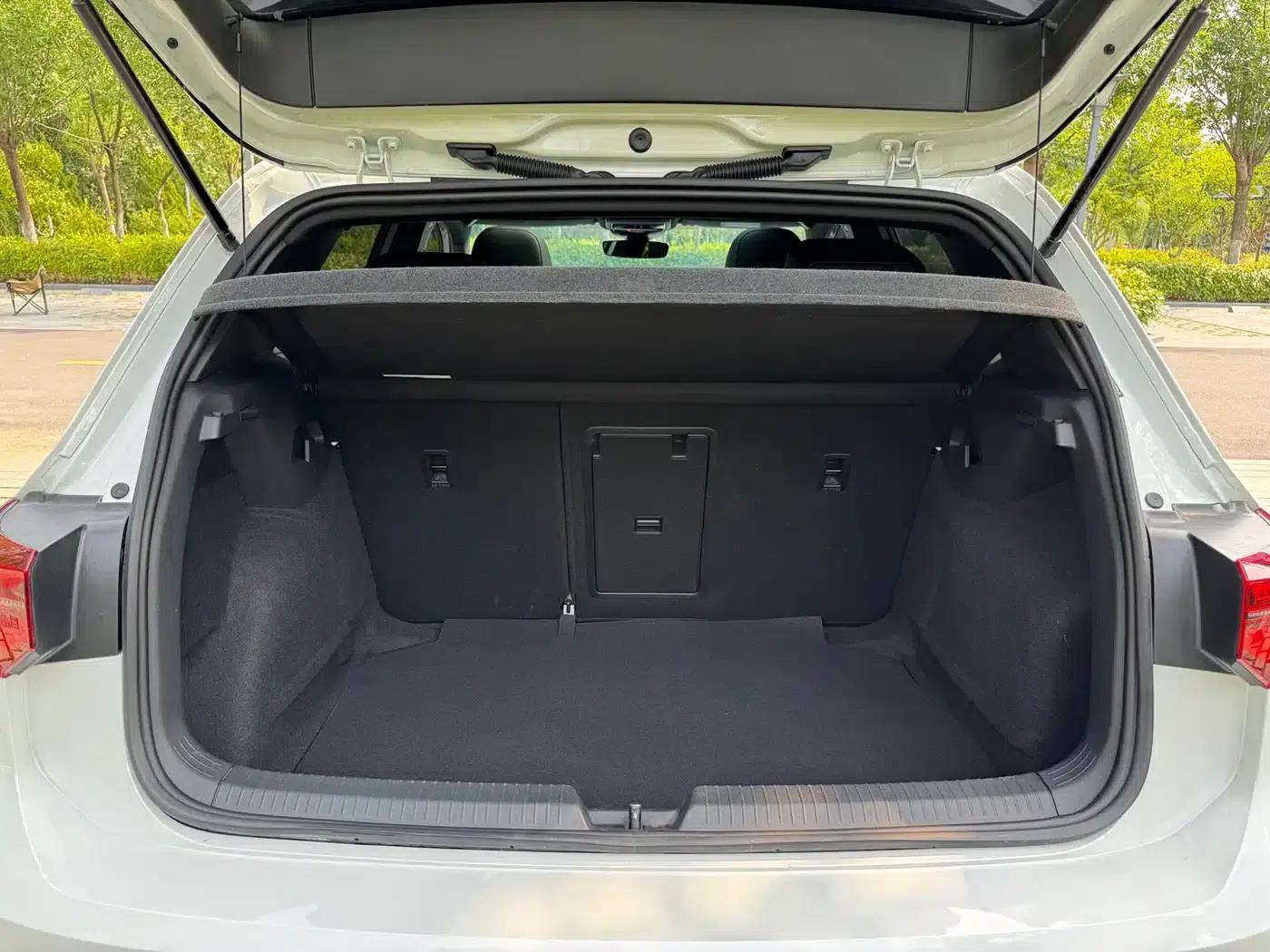 2023 Golf Facelift 280TSI DSG R-Line — миниатюра 22