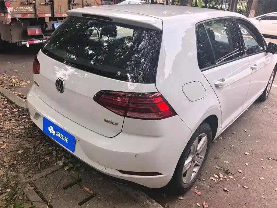 2018 Golf 1.6L Automatic Fashion Edition — миниатюра 3