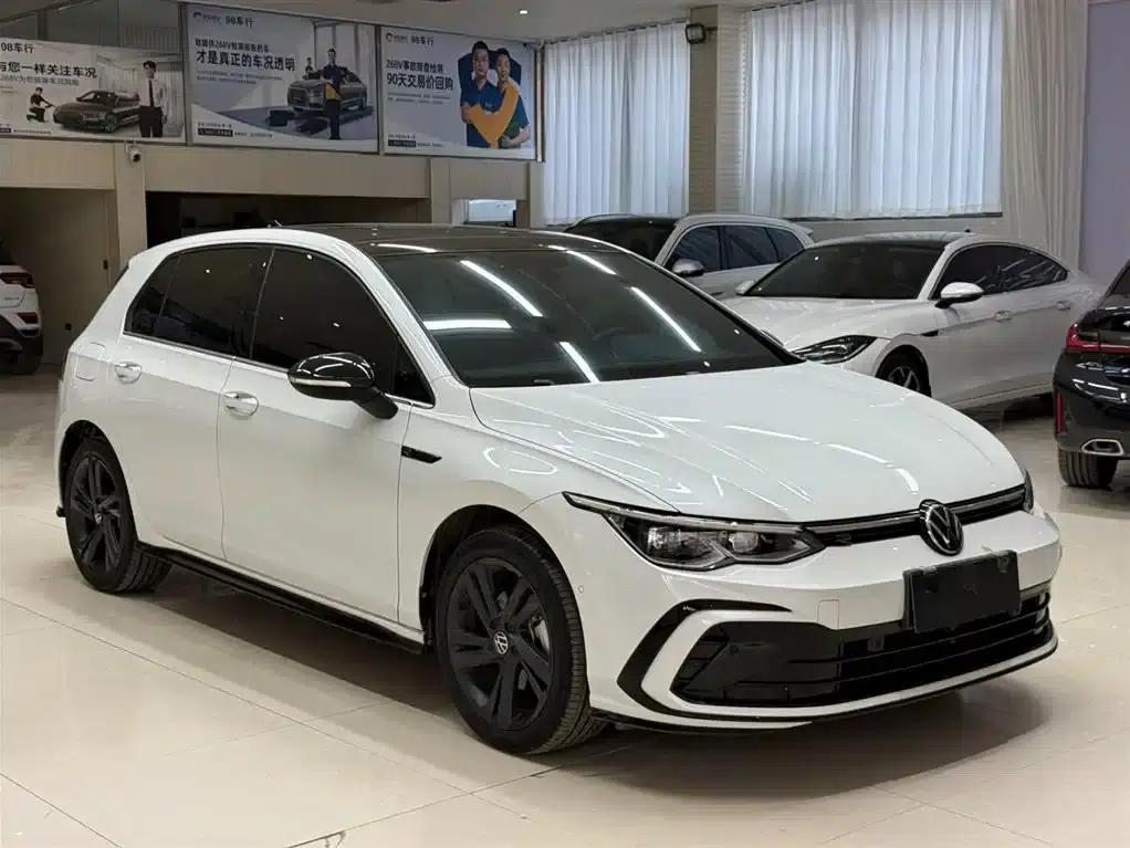 2023 Golf 280TSI DSG R-Line Lite — миниатюра 3