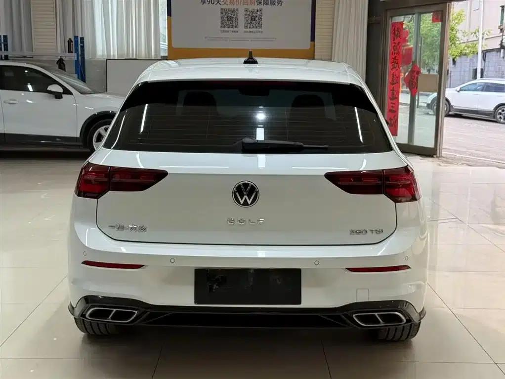 2023 Golf 280TSI DSG R-Line Lite — миниатюра 5