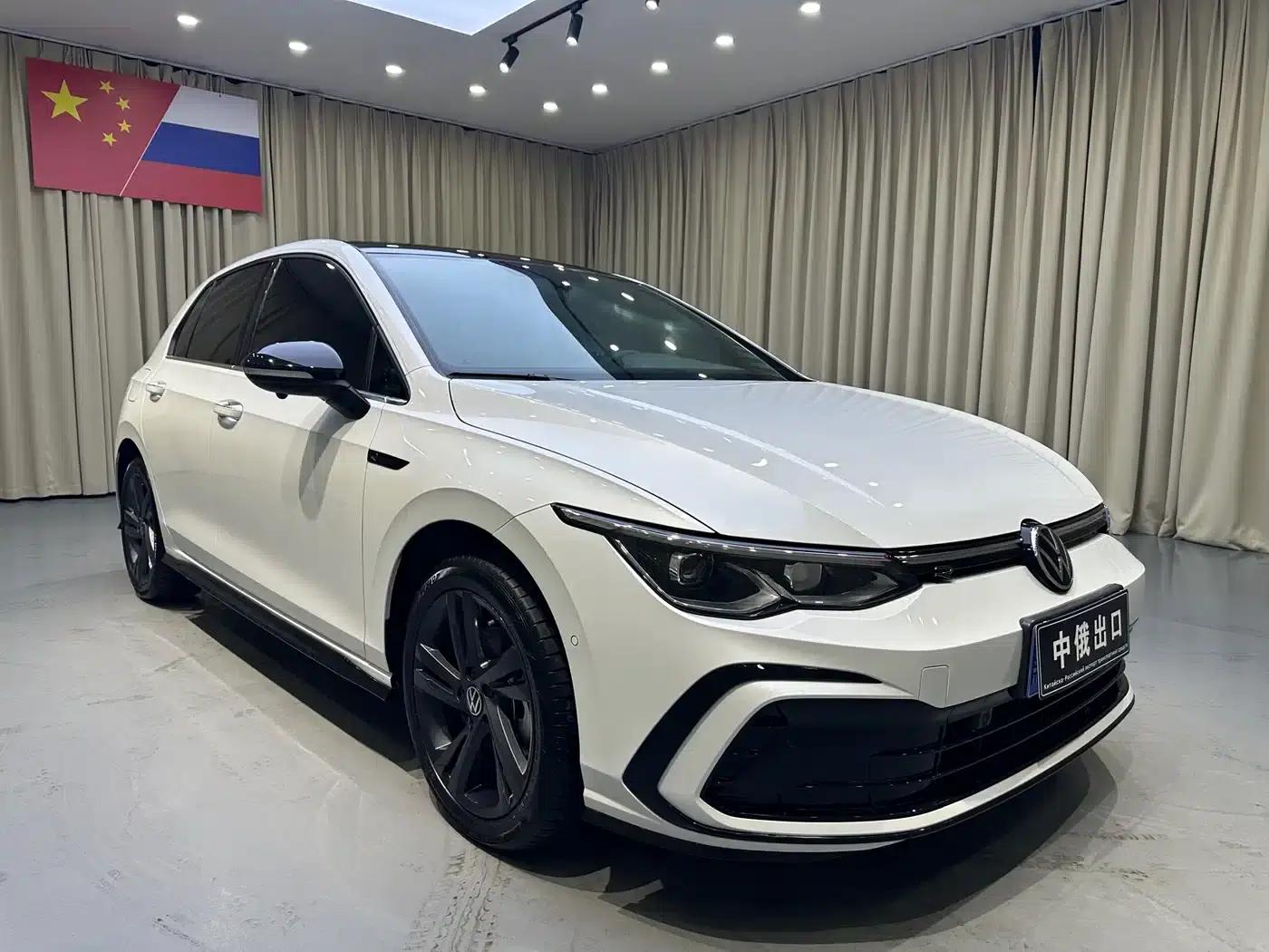 2023 Golf 280TSI DSG R-Line — миниатюра 3