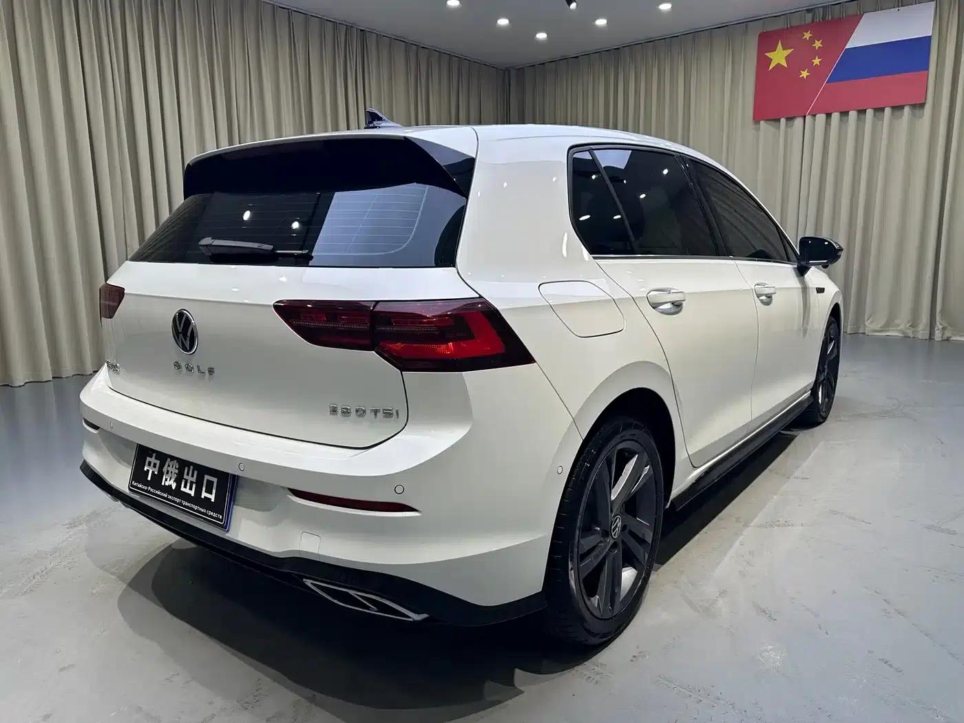 2023 Golf 280TSI DSG R-Line — миниатюра 7