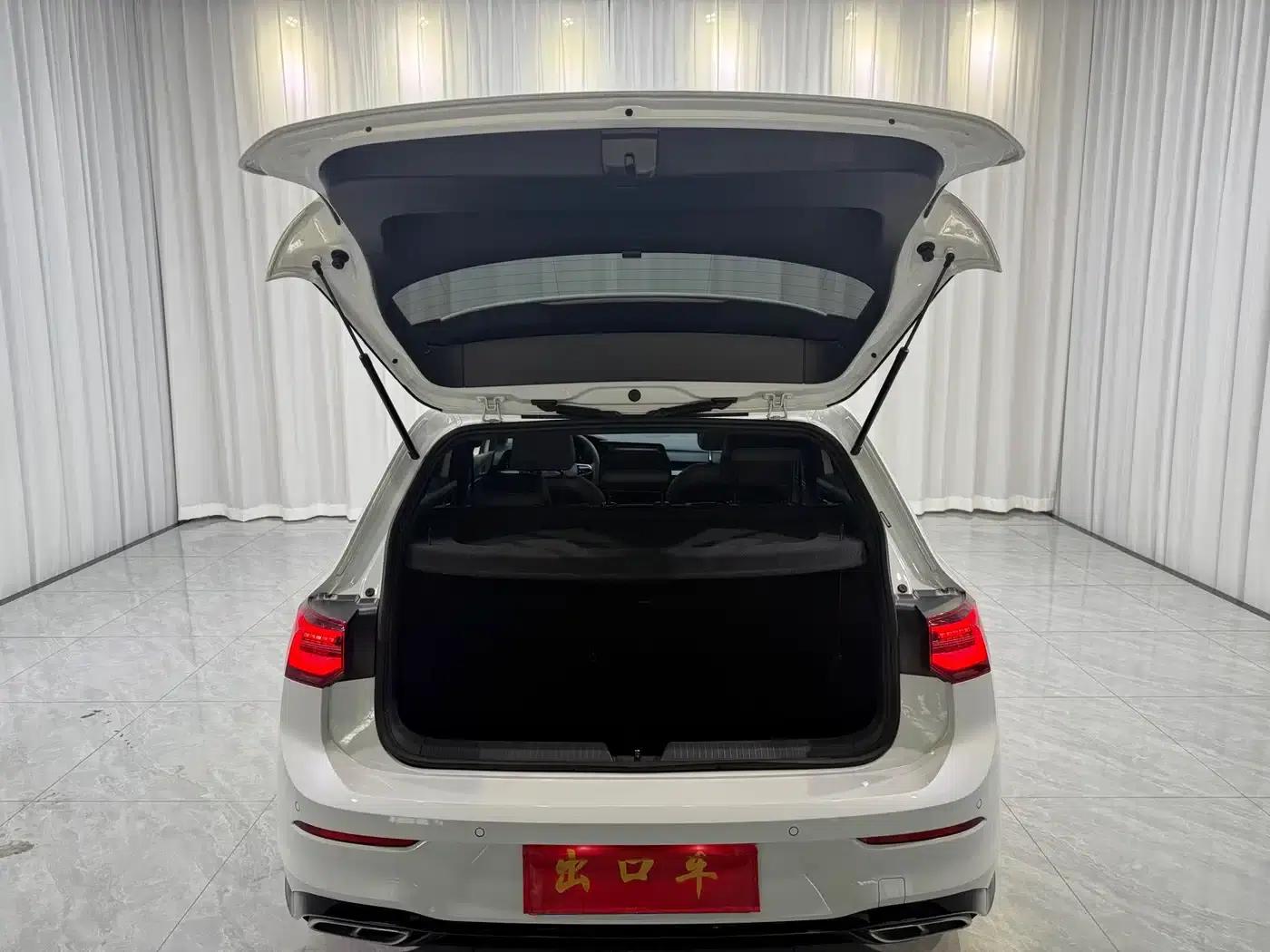 2023 Golf 280TSI DSG R-Line Lite — миниатюра 14